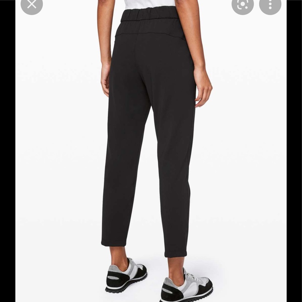 Lululemon Athletica On The Fly Pant 2 NWOT